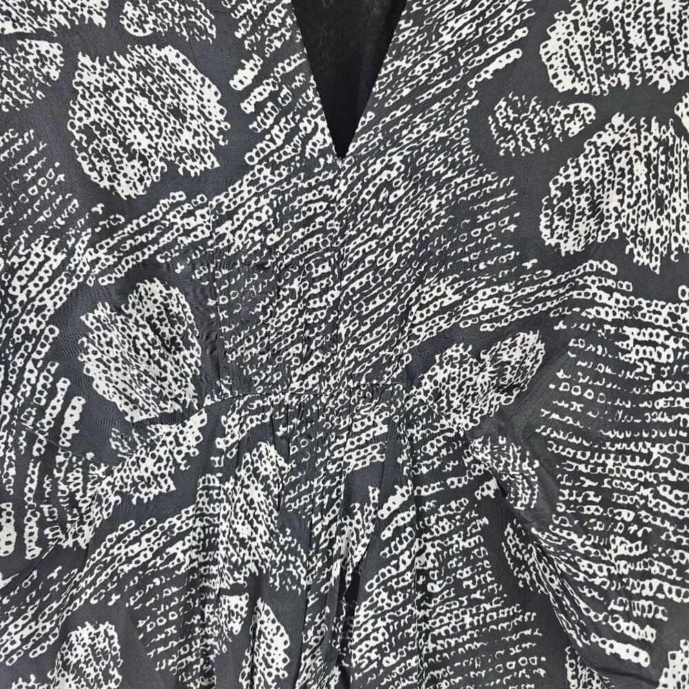 Vetiver Retrograde Kimono Dress Big Butterfly Black and White All Over Pattern, - Picture 7 of 12